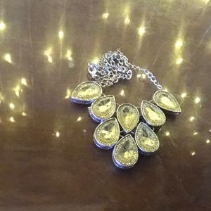 Beautiful necklace for sale